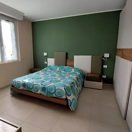 Nana House