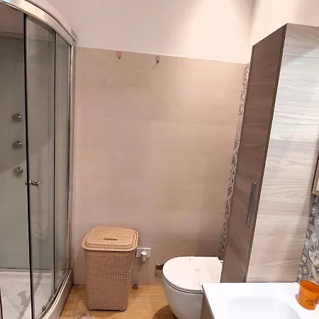 Apartment Nana House Luino